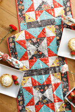 Load image into Gallery viewer, Julia Table Runner