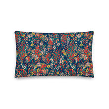 Load image into Gallery viewer, Wild Flowers Pillow